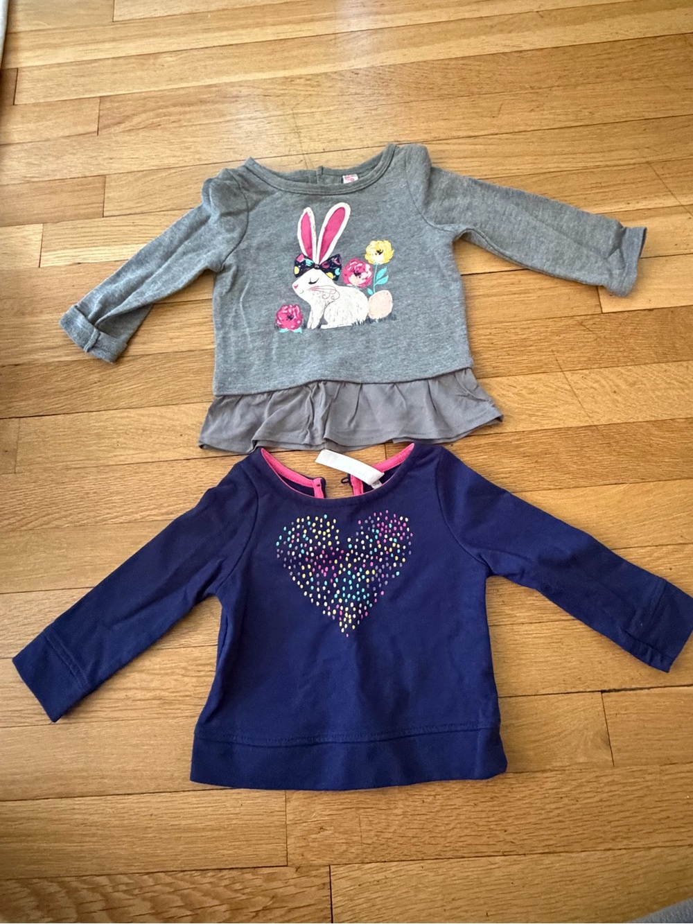 Cherokee Gray Bunny Ruffle Top & Navy Heart Sweatshirt Set